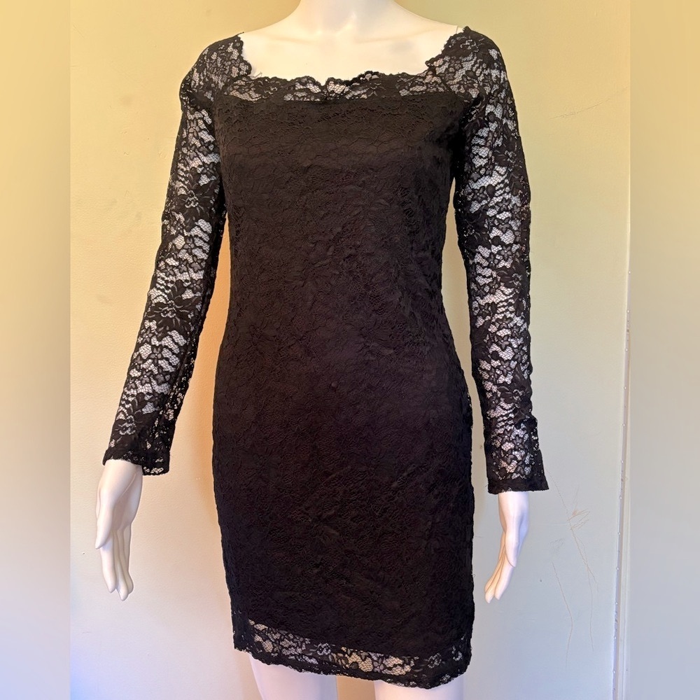Black Off-Shoulder Long Sleeve Sheath Dress